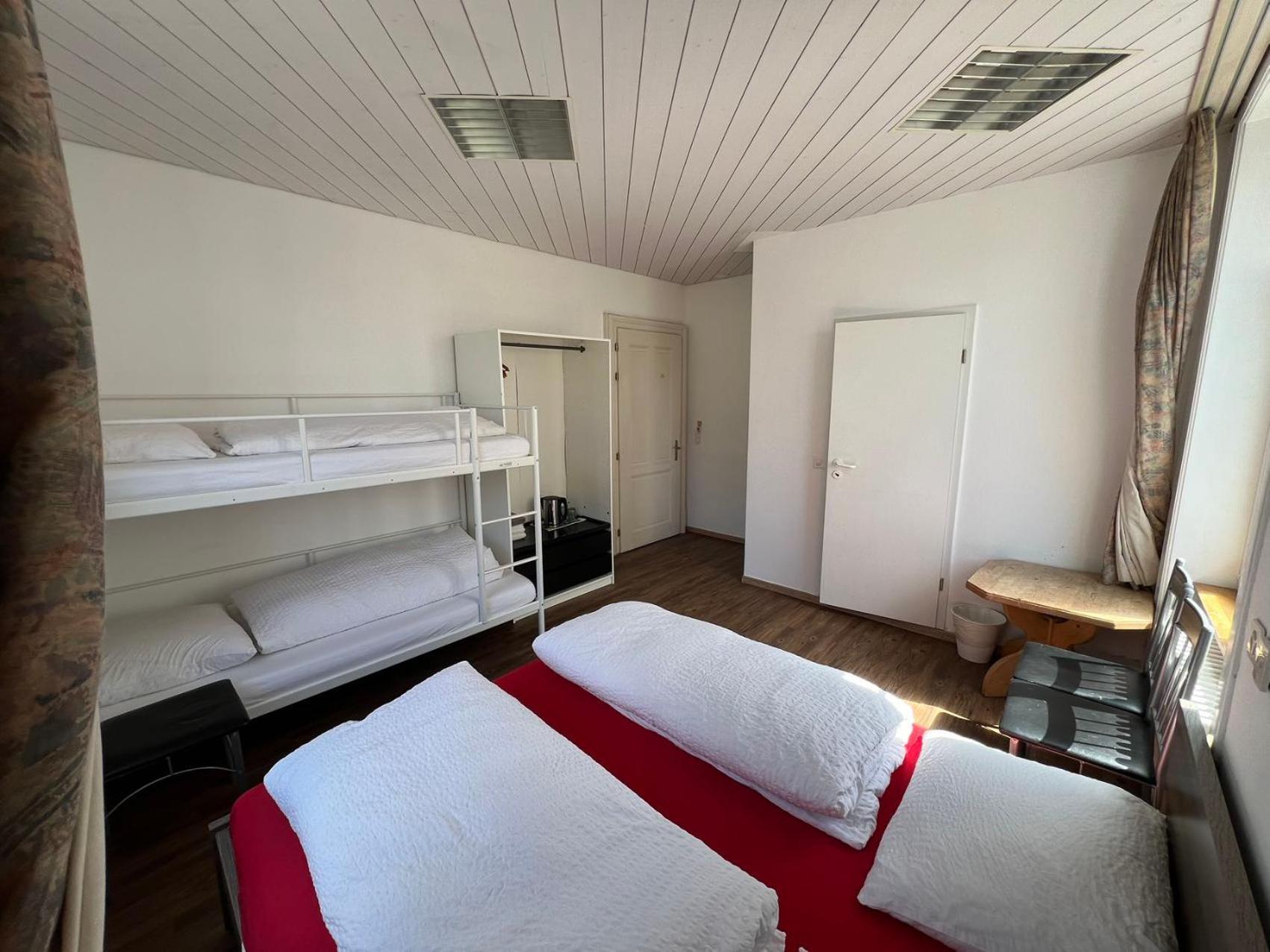 Interlaken Marco Hostel ภายนอก รูปภาพ