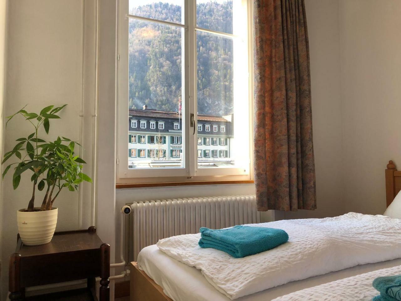 Interlaken Marco Hostel ภายนอก รูปภาพ