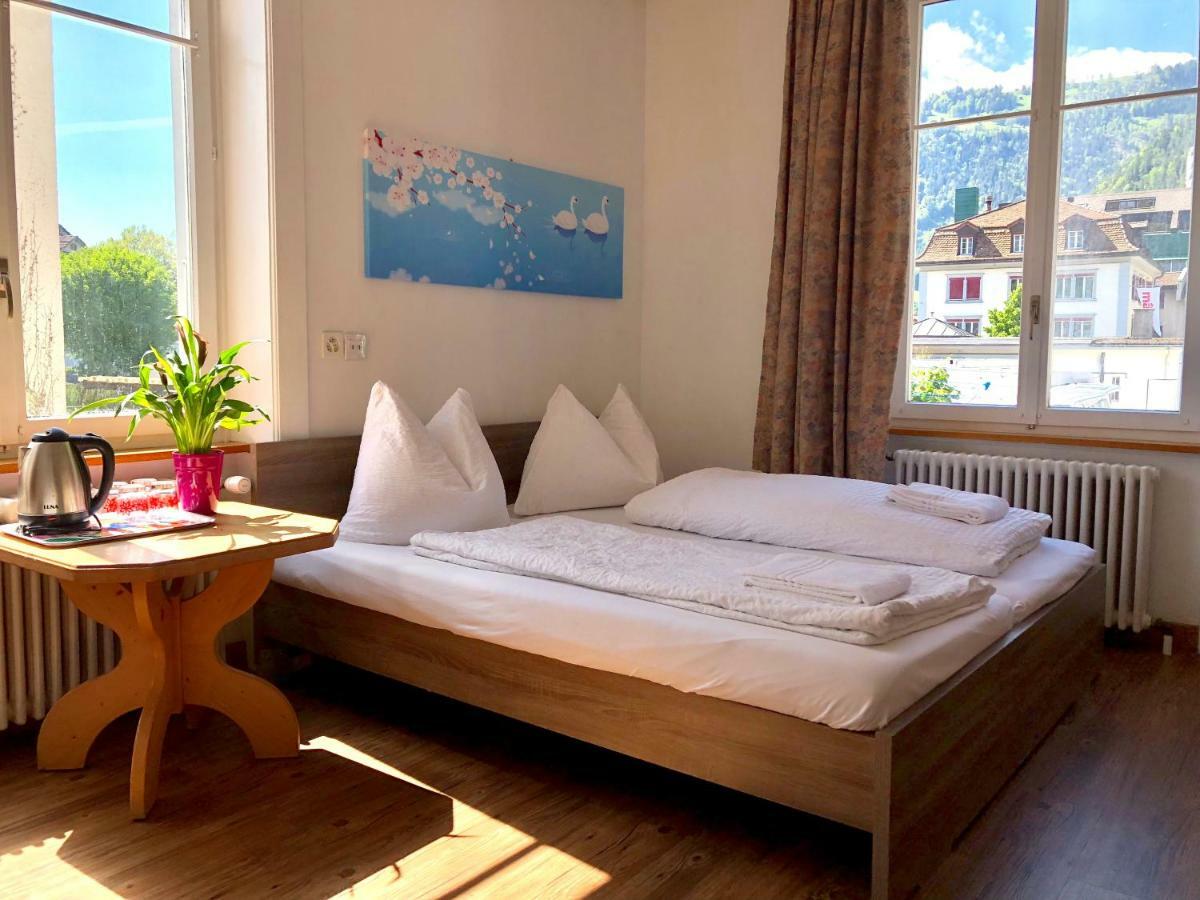 Interlaken Marco Hostel ภายนอก รูปภาพ